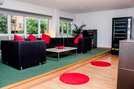 Hostal Cool And Chic