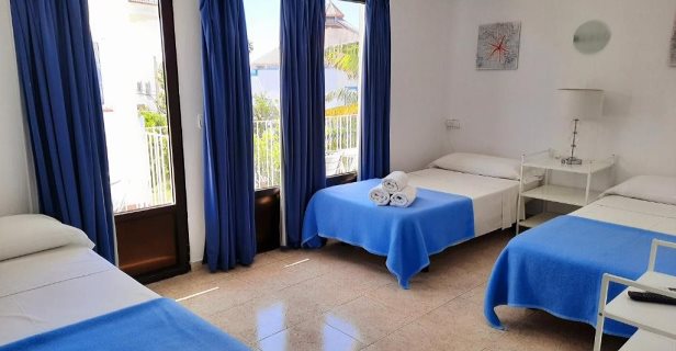 Hostal Costa