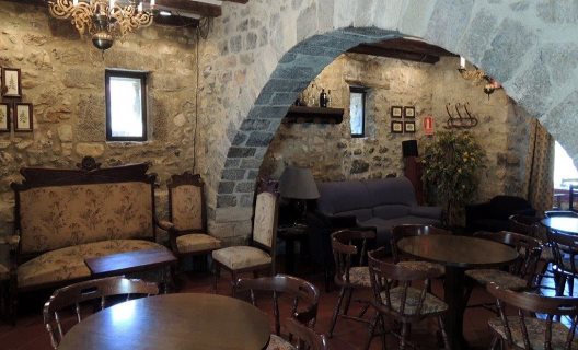Hostal De La Rovira