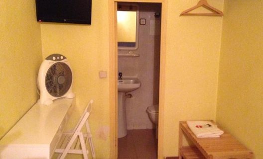 Hostal Delfos