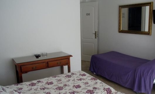 Hostal Dianes