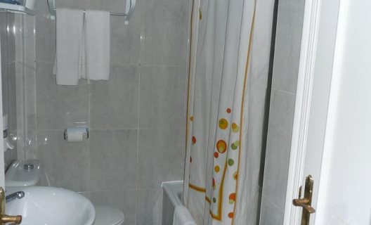 Hostal Dianes
