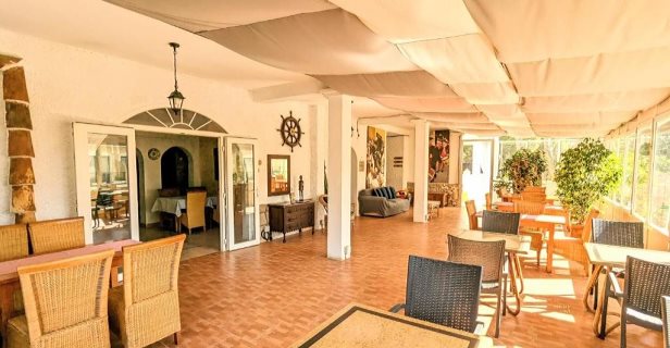 Hostal Don Carlos
