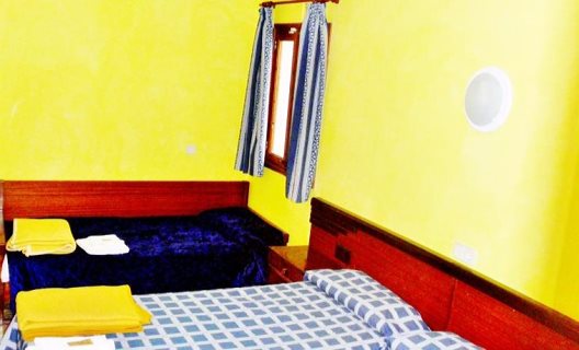 Hostal Elegance Diana