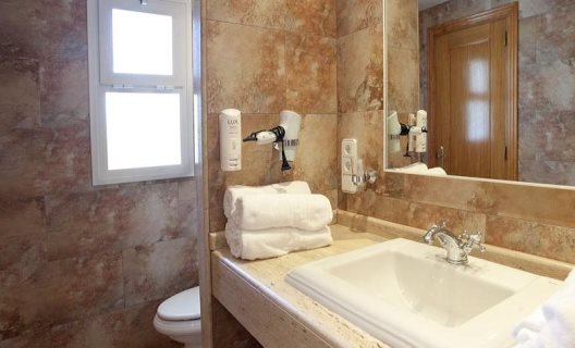 Hostal Entrepinos Adults Only