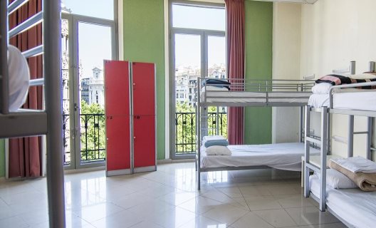 Hostal Equity Point Centric