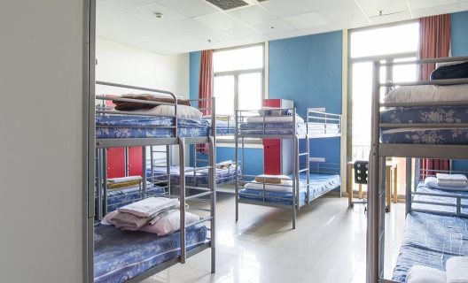 Hostal Equity Point Centric