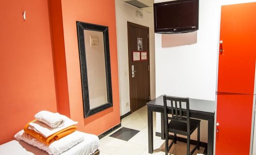 Hostal Equity Point Centric