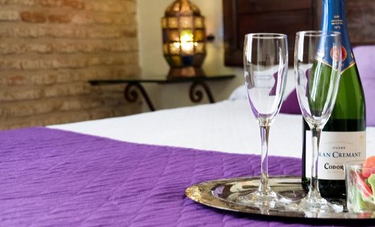 Hostal Equity Point Girona