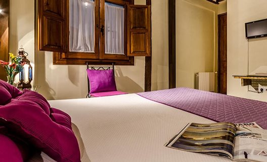 Hostal Equity Point Girona