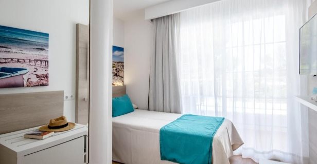 Hostal Es Pi Formentera