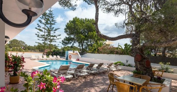 Hostal Es Pi Formentera