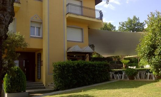 Hostal Esteba
