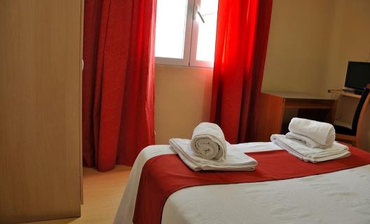 Hostal Falfes