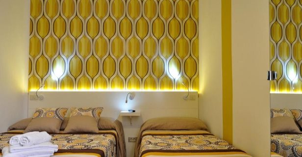 Hostal Far Home Plaza Mayor
