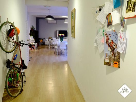 Hostal Five Gates
