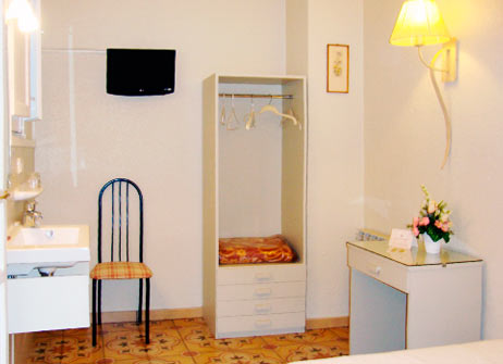 Hostal Fontanella