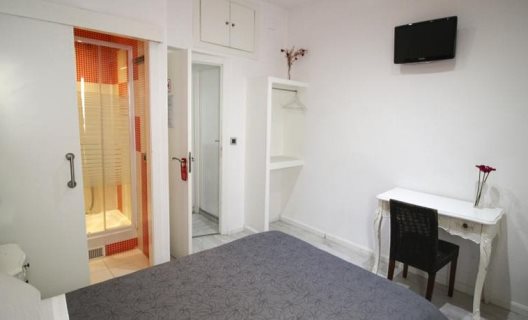 Hostal Foster