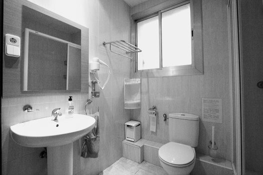 Hostal Gaudi Barcelona