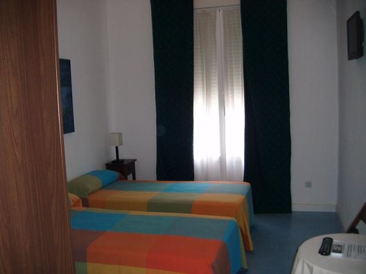 Hostal Gay Puerta Del Sol Madrid