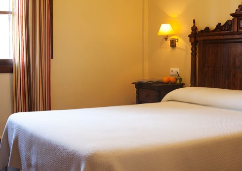 Hostal Hospedería Santiago