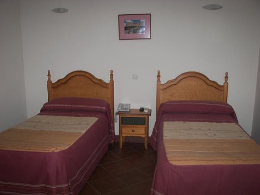Hostal Hueso