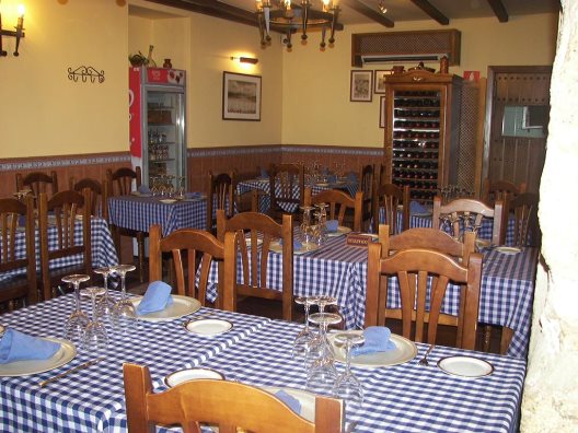 Hostal Hueso