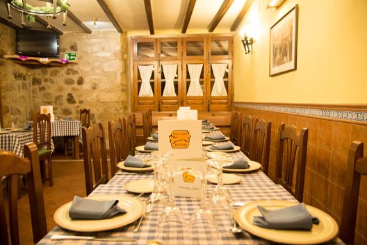 Hostal Hueso