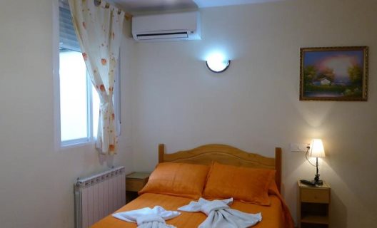 Hostal Huespedes Toledo