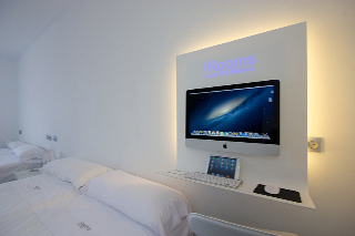 Hostal Irooms Rooms