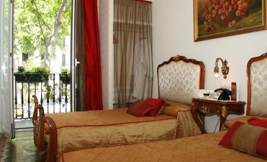 Hostal L Antic Espai