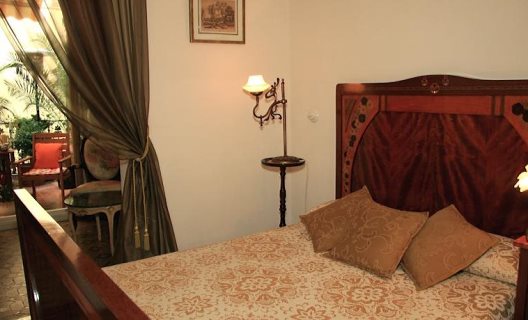 Hostal L Antic Espai