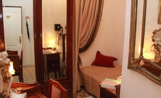 Hostal L Antic Espai
