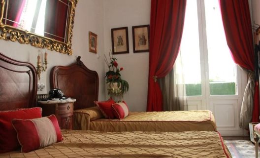 Hostal L Antic Espai