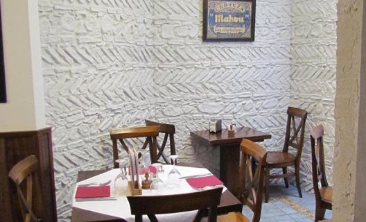 Hostal La Campana