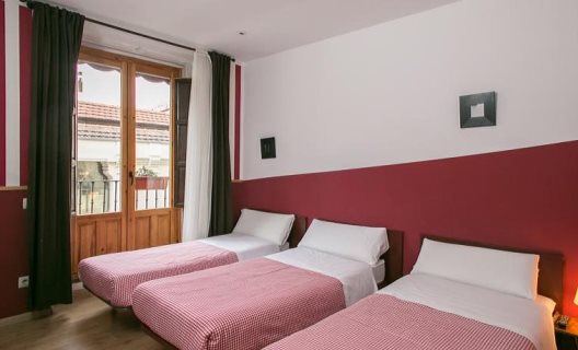 Hostal La Casa De La Plaza
