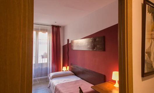 Hostal La Casa De La Plaza