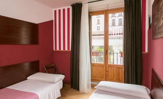 Hostal La Casa De La Plaza