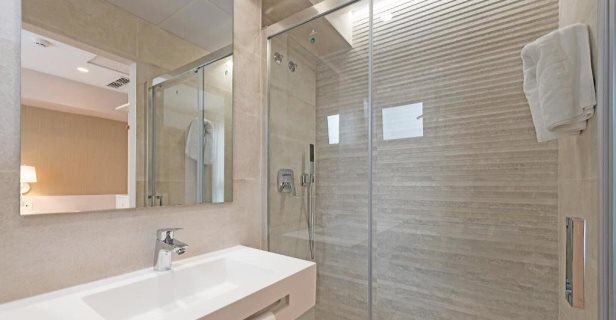Hostal La Lonja