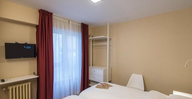 Hostal La Lonja