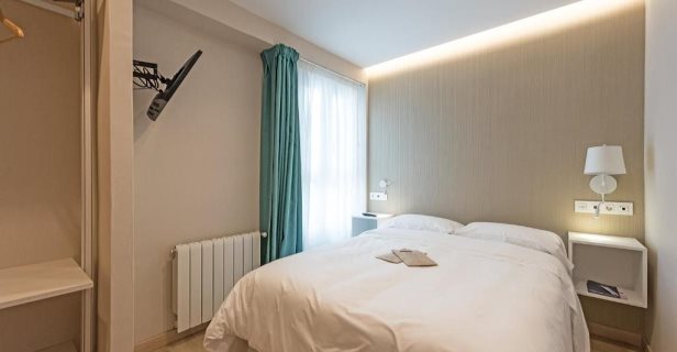 Hostal La Lonja