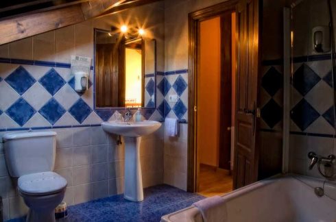 Hostal La Posada Puente Romano