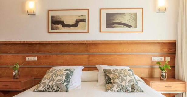 Hostal La Savina