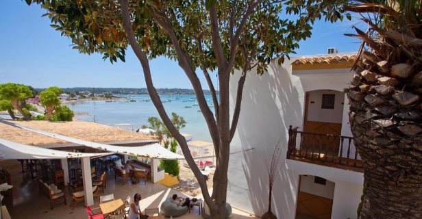 Hostal La Savina