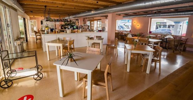 Hostal La Savina