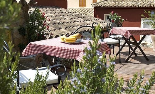 Hostal La Villa Palmer