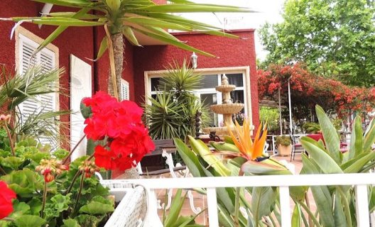 Hostal La Villa Palmer