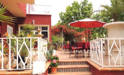 Hostal La Villa Palmer