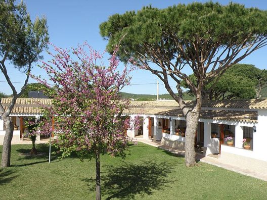 Hostal Las Acacias