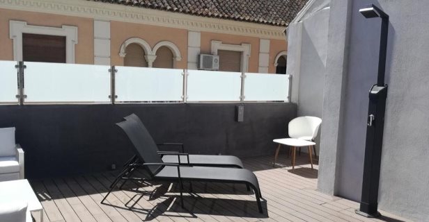 Hostal Le Petit Paris